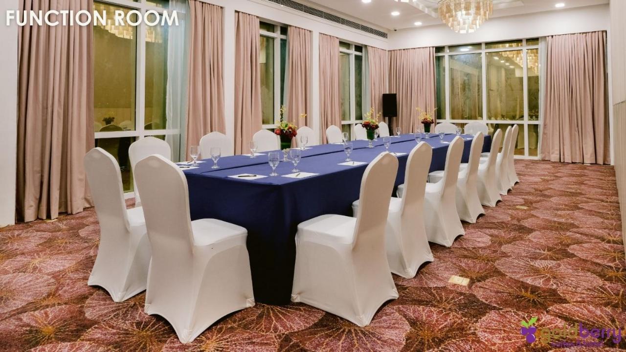 Goldberry Suites And Hotel Cebu Exterior foto