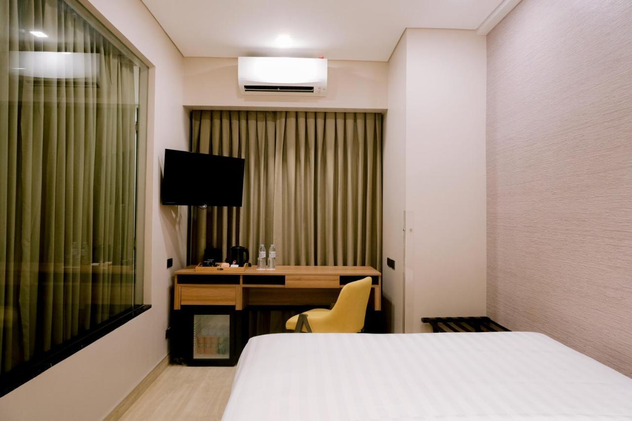 Goldberry Suites And Hotel Cebu Exterior foto